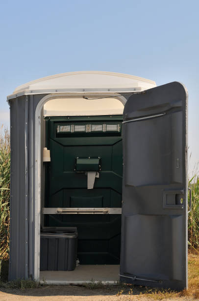 Best Best portable toilet rental  in Chieand, FL